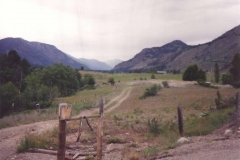 A-ranch-with-mountains-in-the-background-WA